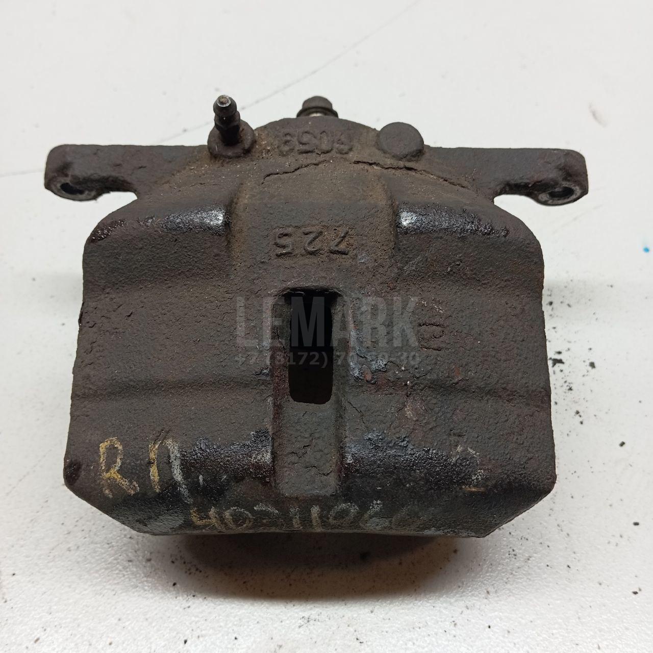 Суппорт тормозной передний правый 41001JD00A Nissan