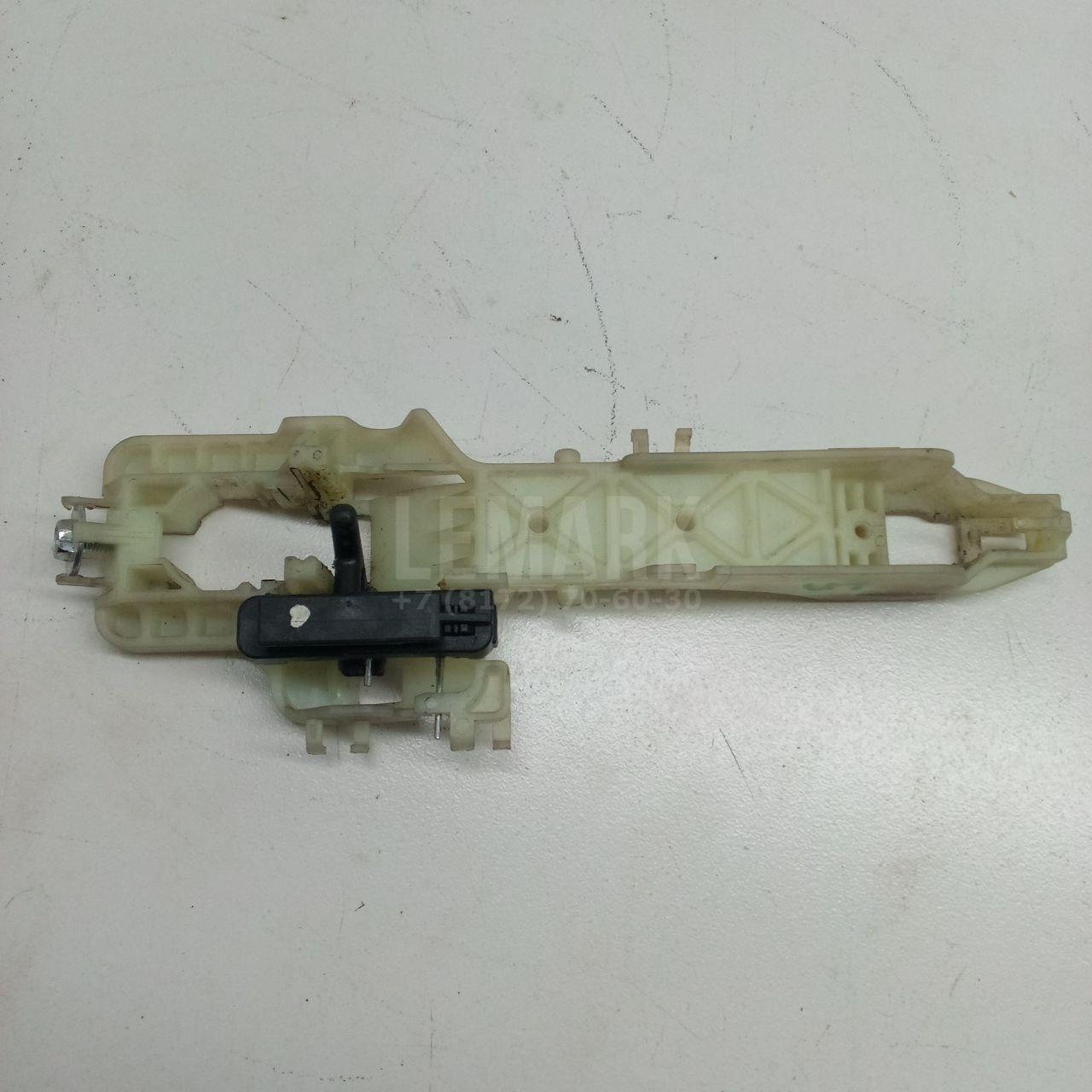 Кронштейн ручки 826553W000 Hyundai-Kia