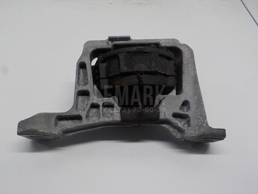 Опора двигателя правая 1742411 Ford