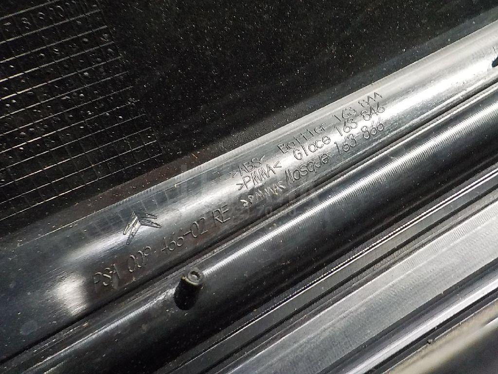 Фонарь задний правый для  Chrysler