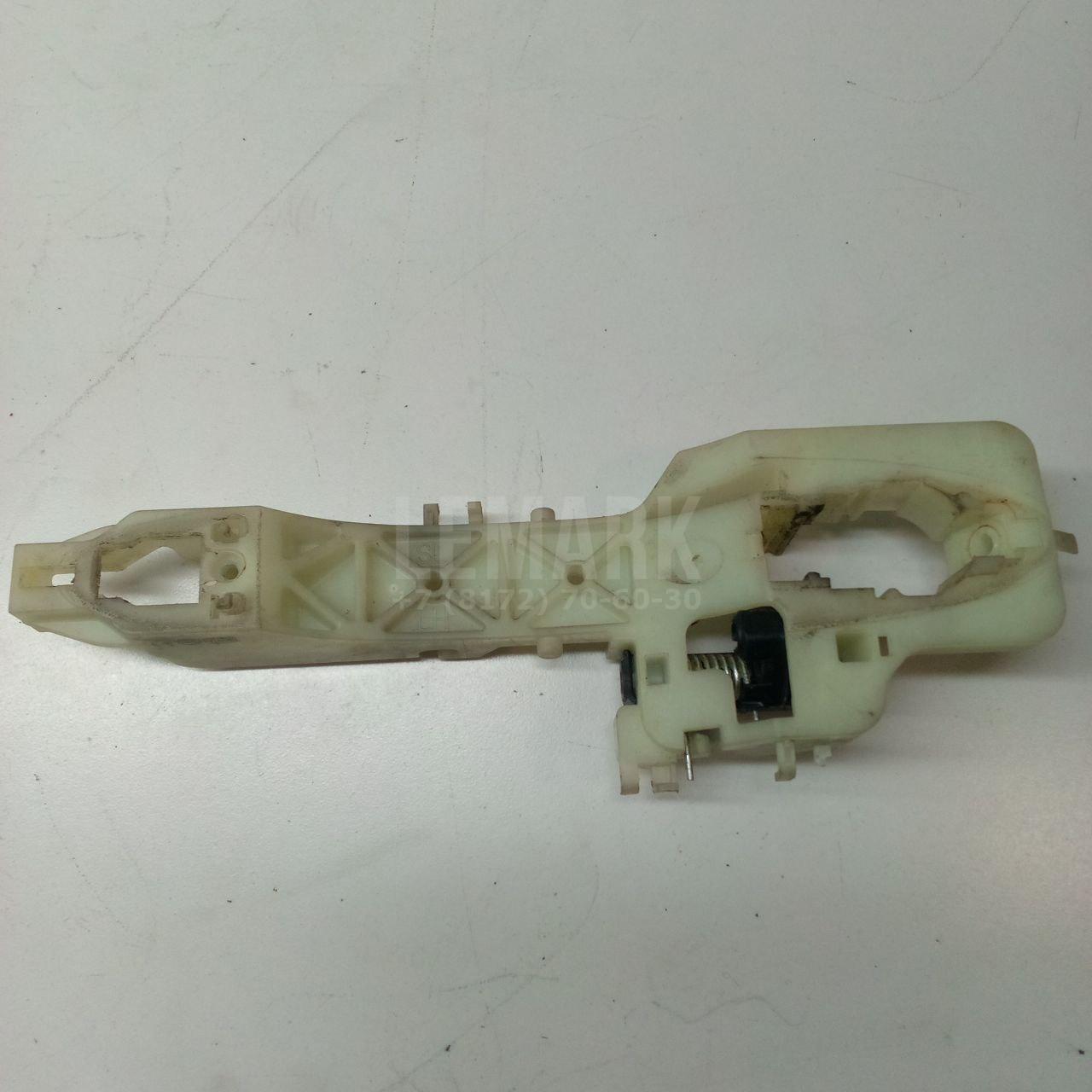 Кронштейн ручки 826553W000 Hyundai-Kia
