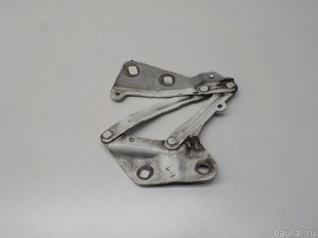 Петля капота правая