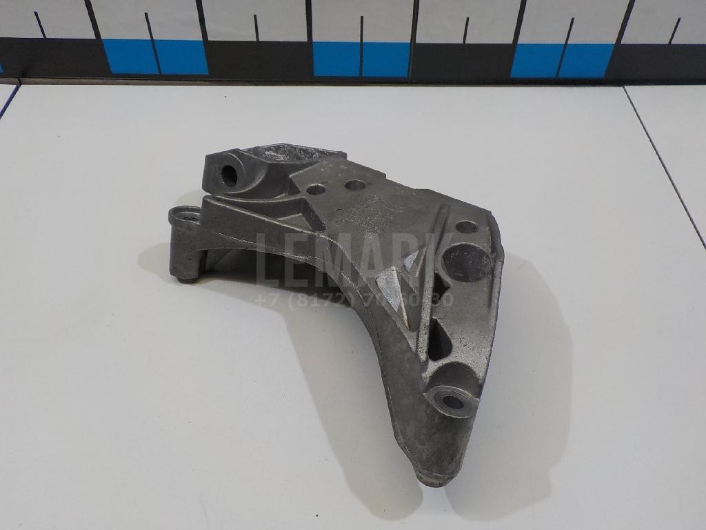 Кронштейн двигателя правый 06J199207P VAG
