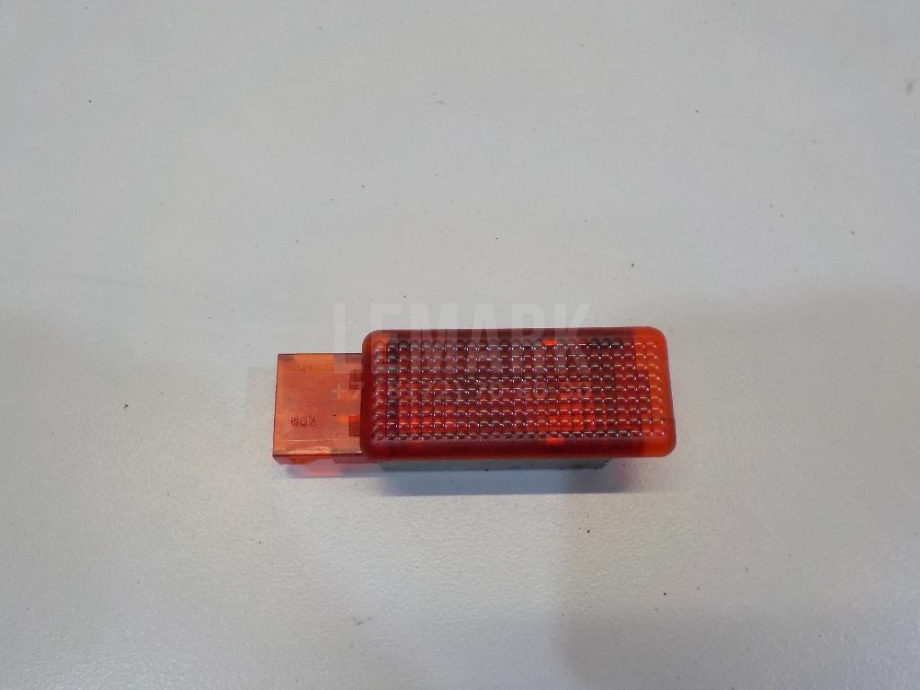 Плафон салонный 7L0947411 VAG