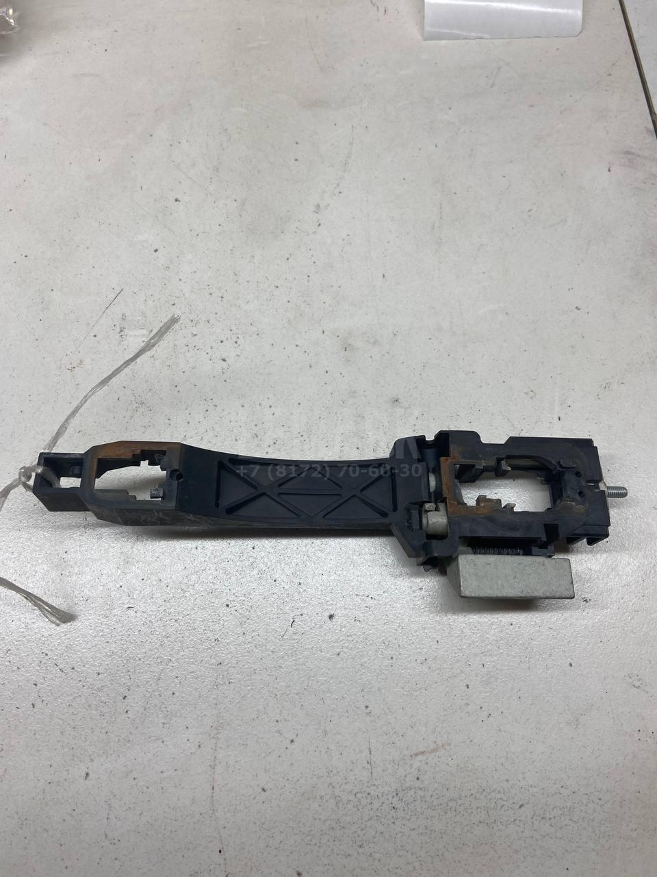 Кронштейн ручки 80610EB300 Nissan
