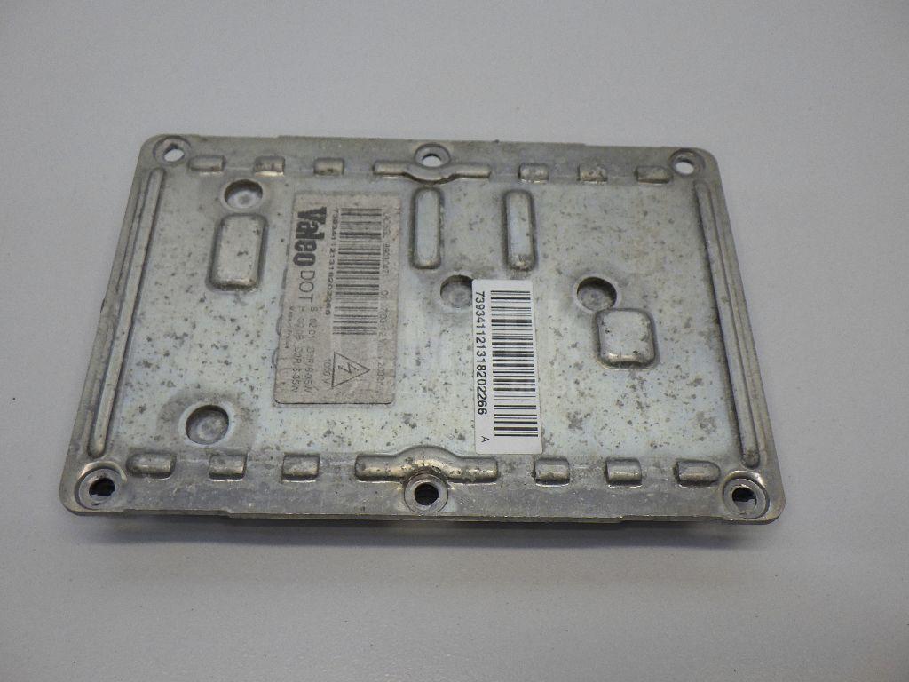 Блок ксеноновой лампы 30727205 Volvo