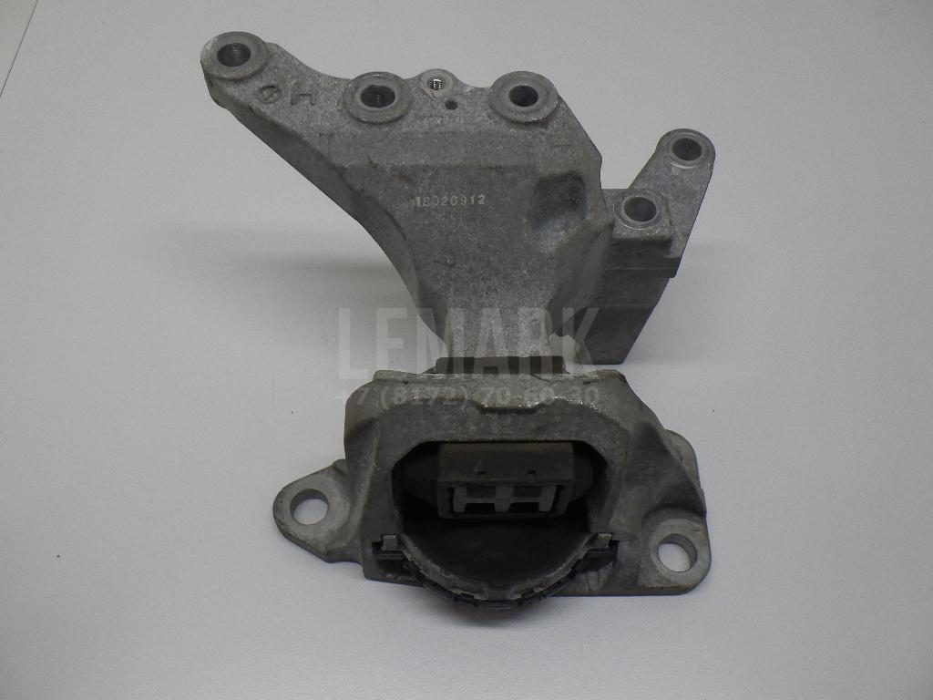 Опора двигателя правая 112104BB0B Nissan