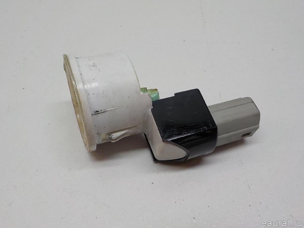 Гнездо прикуривателя