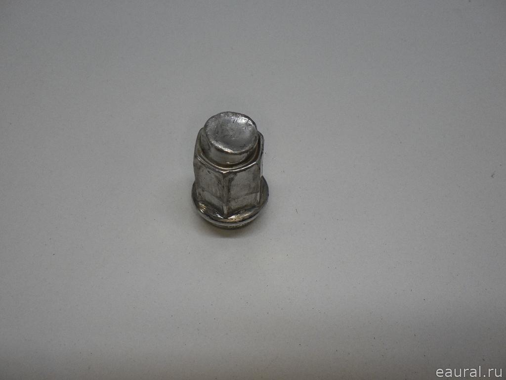 Гайка колеса