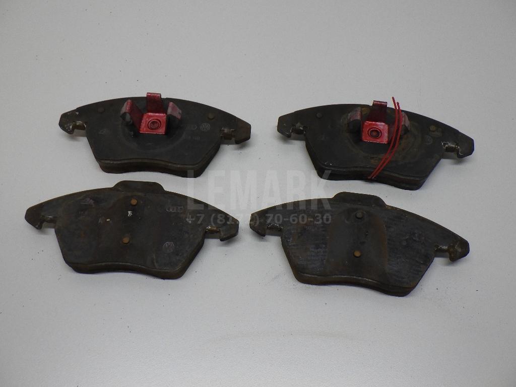 Колодки тормозные передние к-кт 3C0698151A VAG