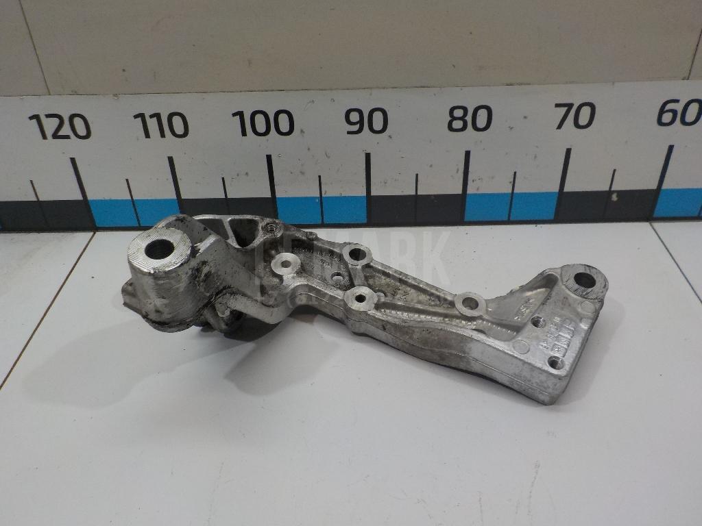 Кронштейн переднего рычага 1K0199295E VAG