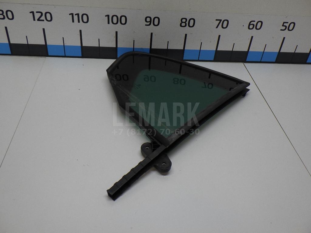 Стекло двери задней правой (форточка) 3G5845214BP VAG