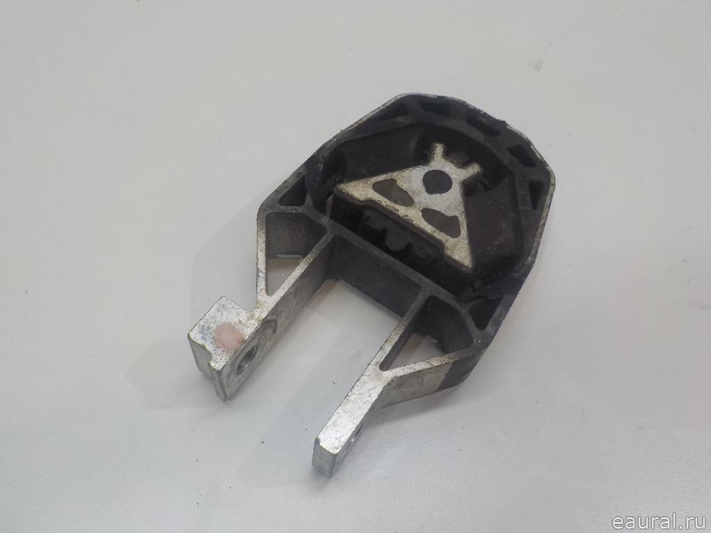 Опора двигателя задняя