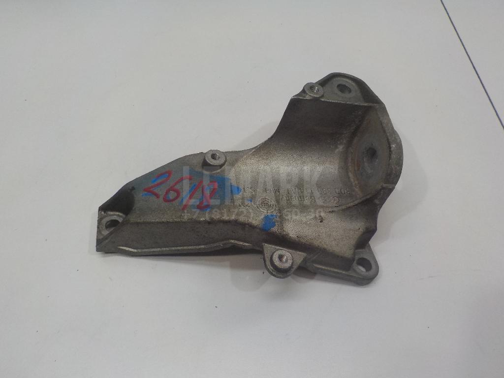 Кронштейн АКПП правый 8D0399114AJ VAG
