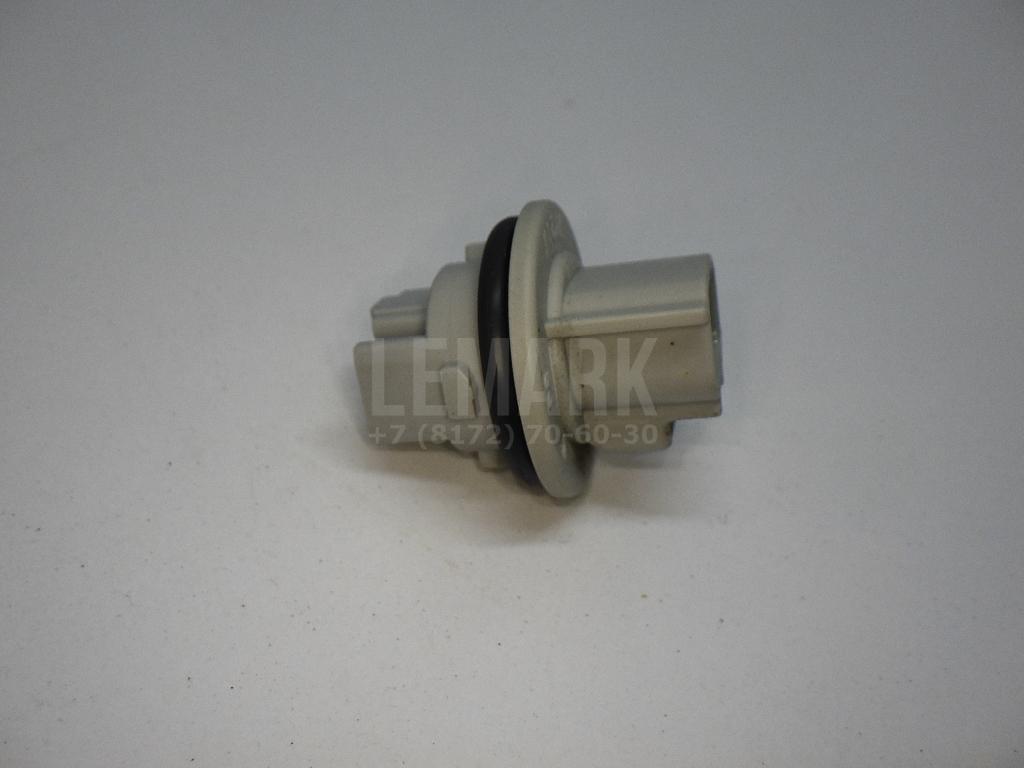 Патрон лампы 9007560028 Toyota