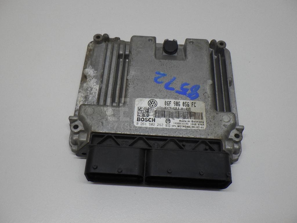 Блок управления двигателем 06F906056FC VAG