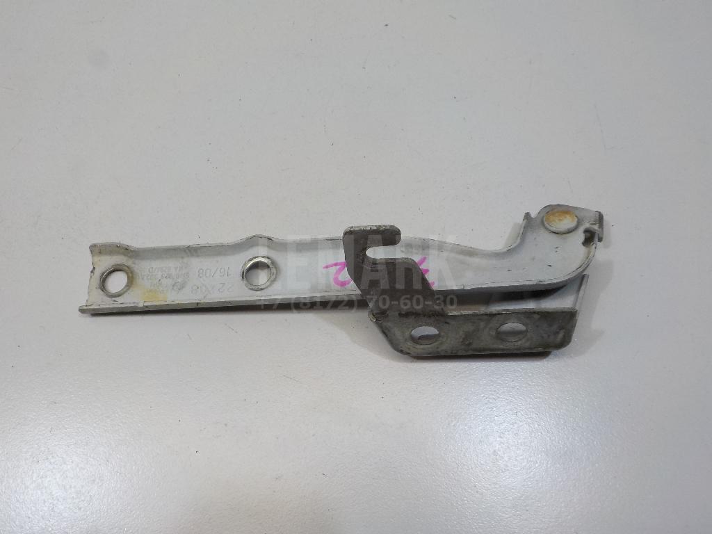 Петля капота правая 5N0823302A VAG
