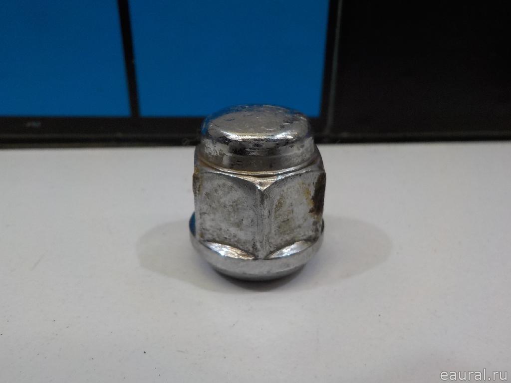Гайка колеса
