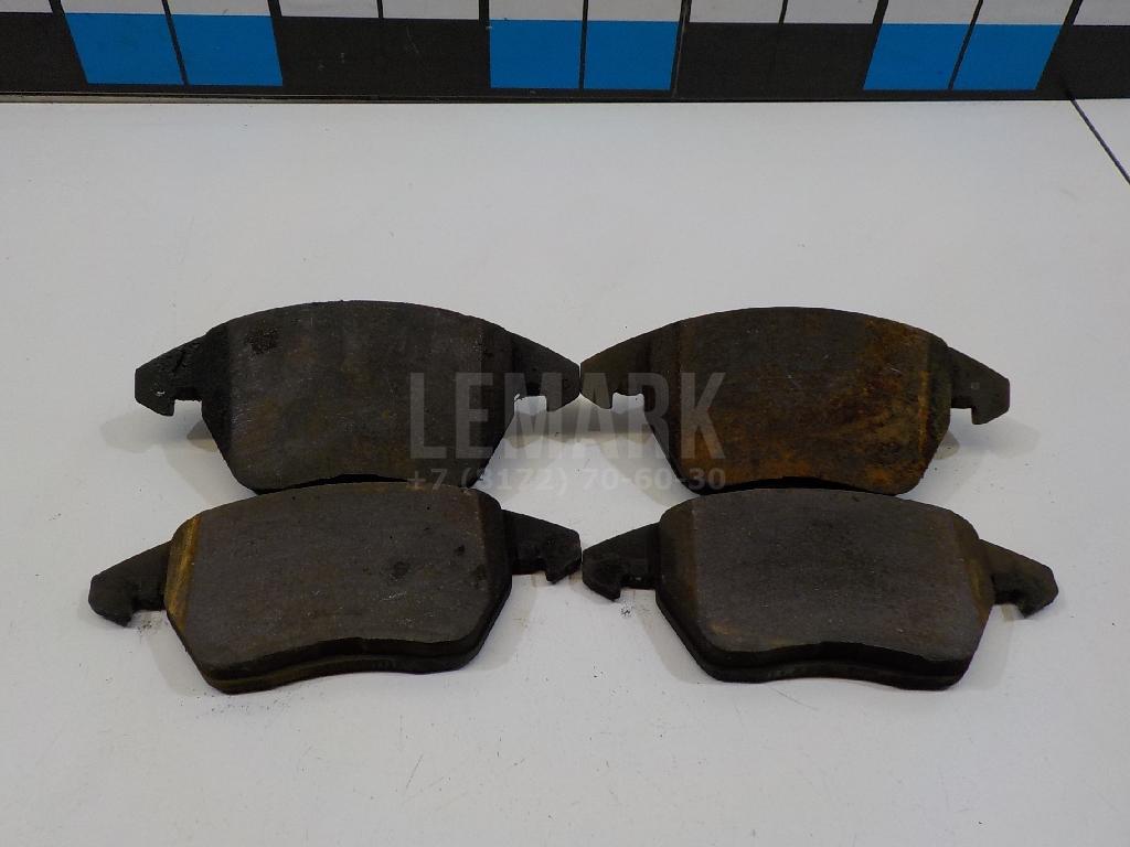 Колодки тормозные передние к-кт 5C0698151A VAG