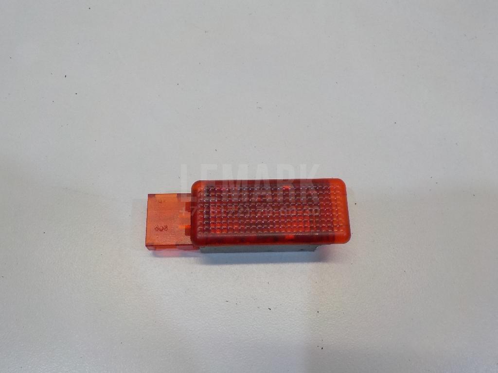 Плафон салонный 7L0947411 VAG