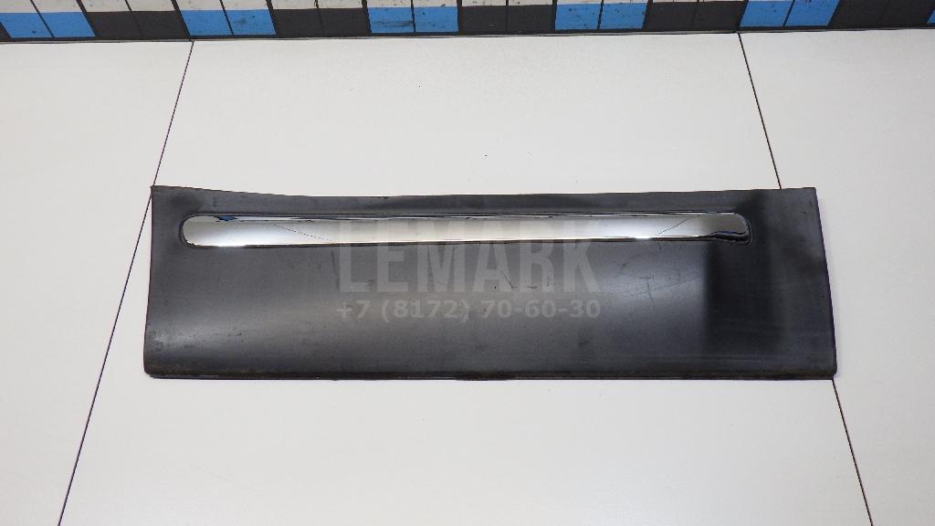 Накладка двери задней правой 82870JE20A Nissan