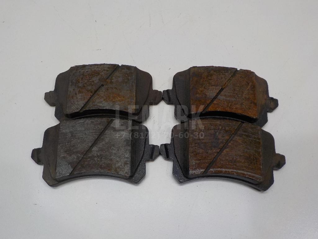 Колодки тормозные задние дисковые к-кт 3AA698451 VAG