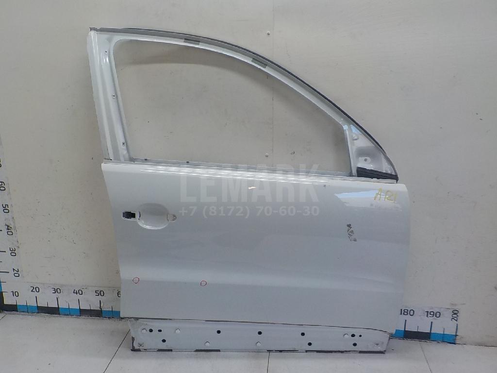 Дверь передняя правая 5N0831056B VAG