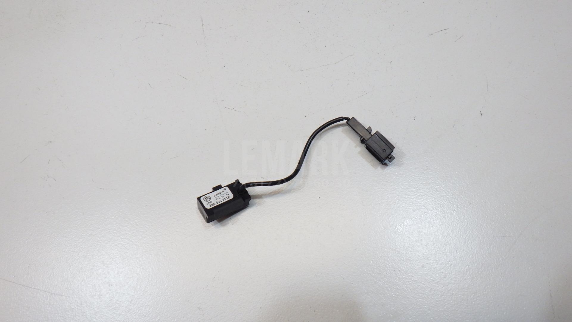 Микрофон 3B0035711B VAG