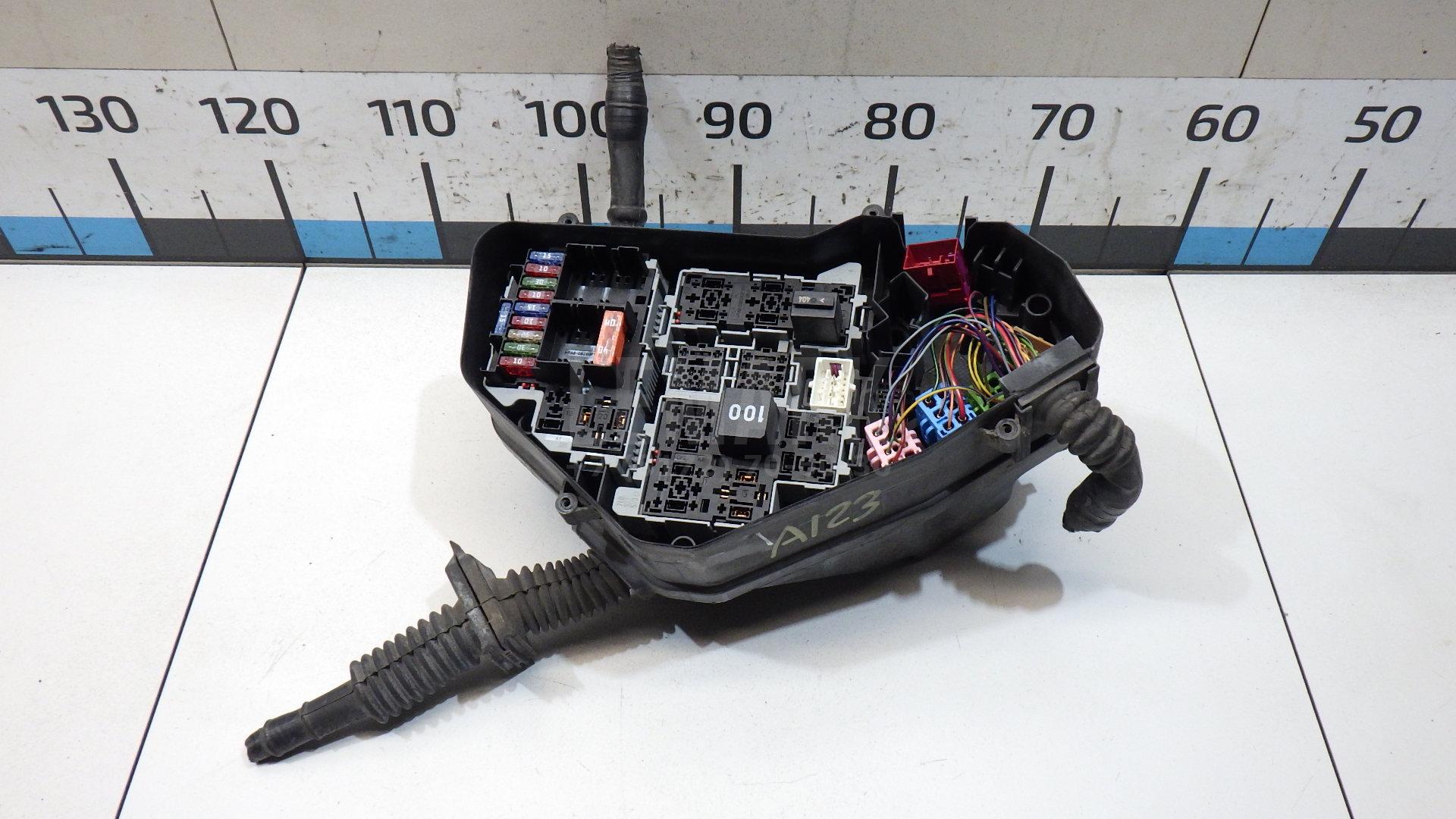 Корпус блока предохранителей 7P0907295A VAG