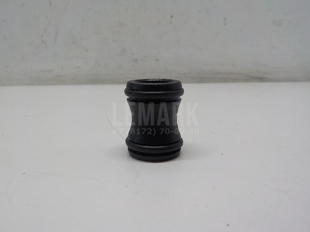 Штуцер 06L121131 VAG
