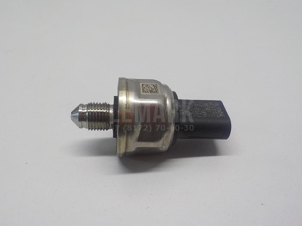 Датчик давления топлива 06L906054E VAG