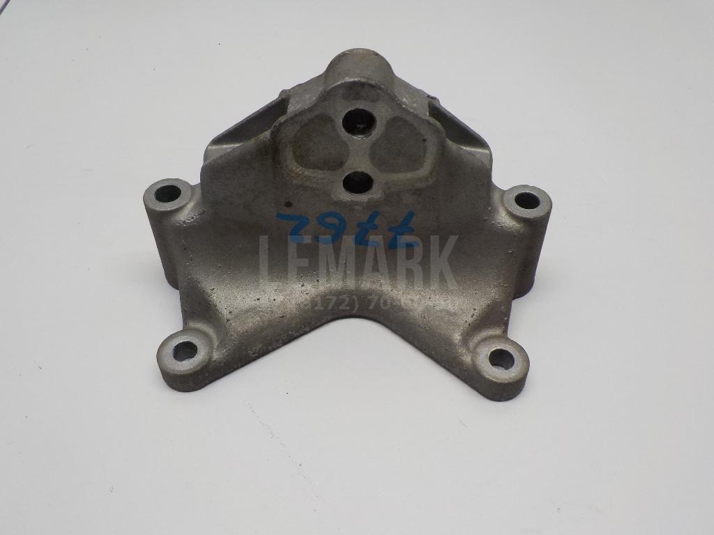 Кронштейн КПП 7L6399649D VAG