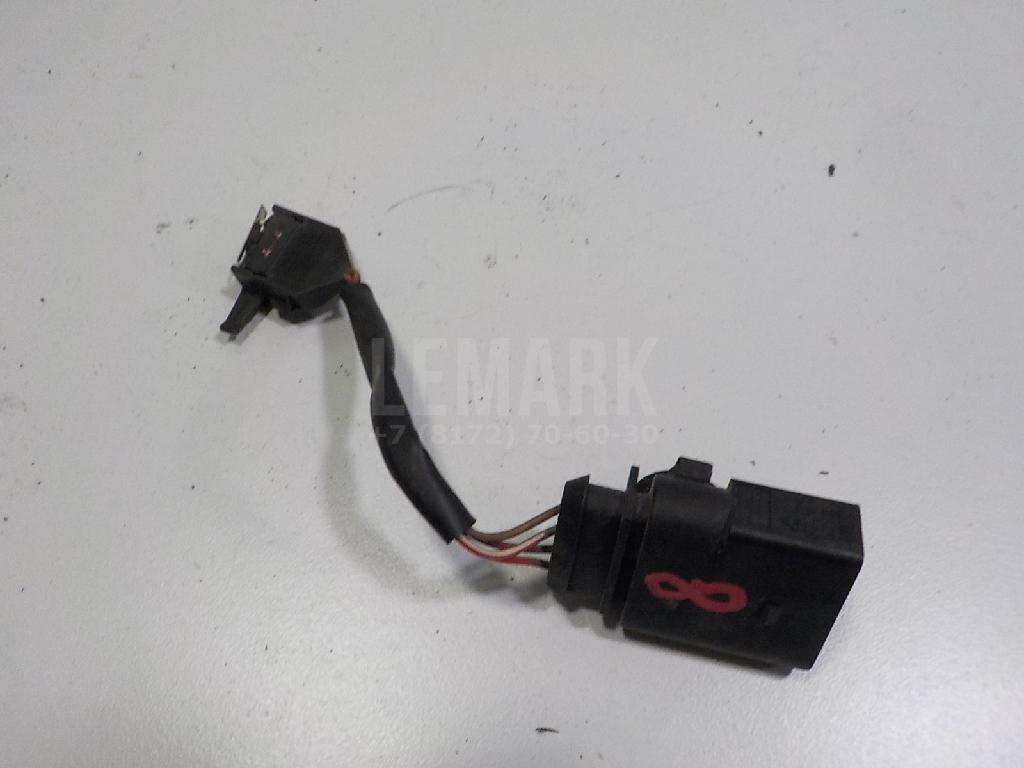 Выключатель концевой 7L0953236B VAG