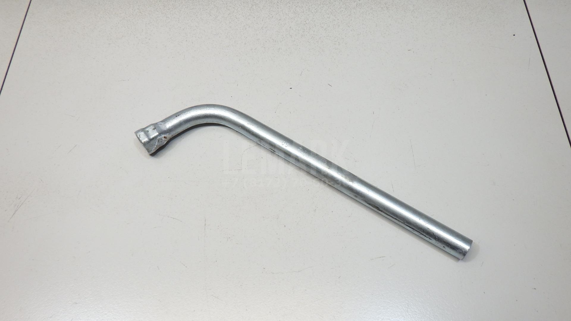 Ключ баллонный 7L0012219 VAG