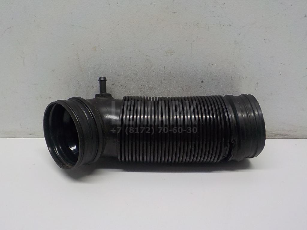 Патрубок воздушного фильтра 6R0129684 VAG