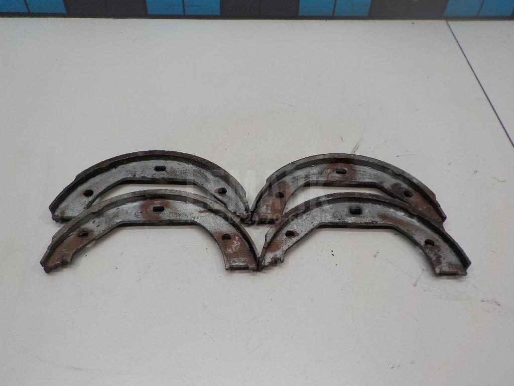 Колодки ручного тормоза к-кт 34416761292 BMW