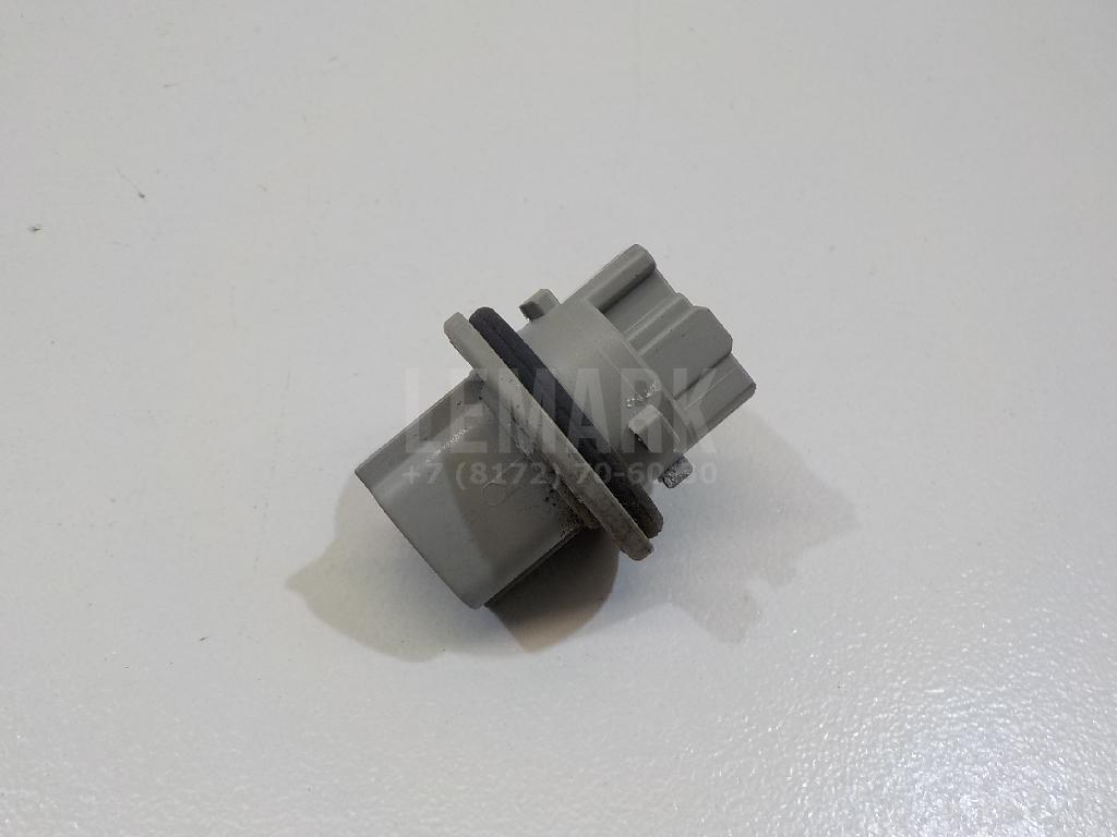 Патрон лампы 9007560028 Toyota