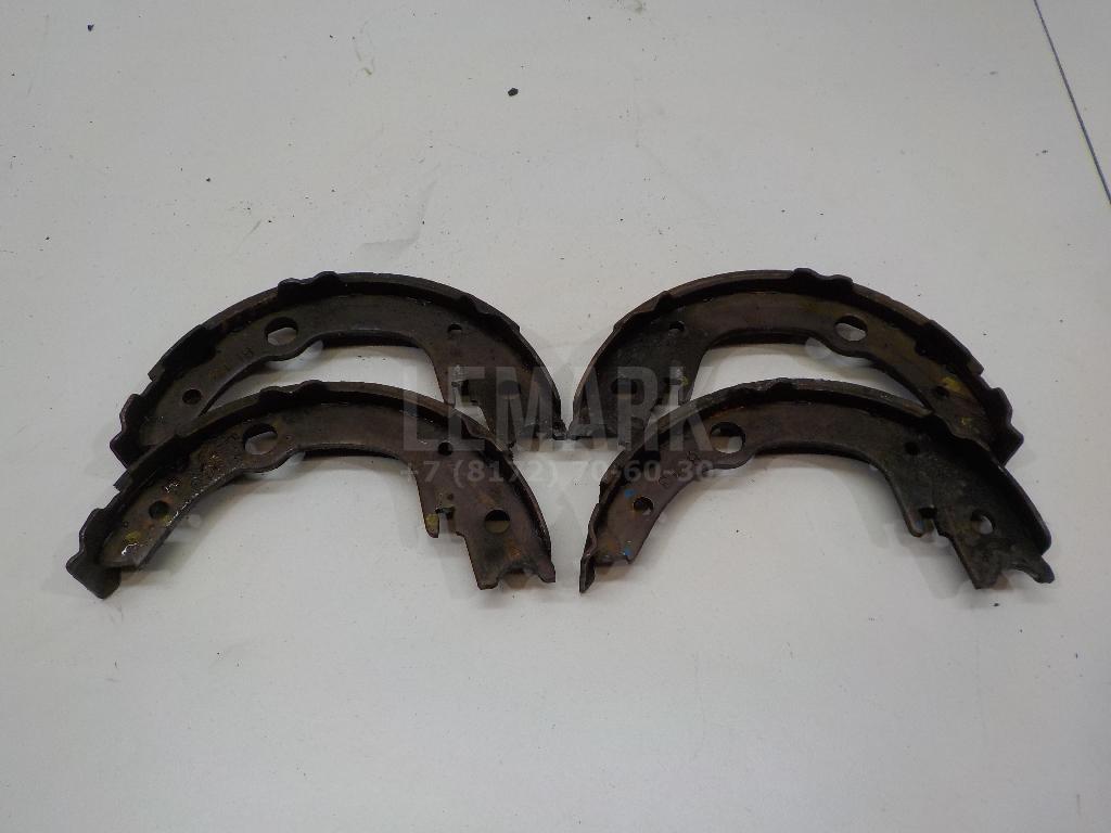 Колодки ручного тормоза к-кт 0449505040 Toyota