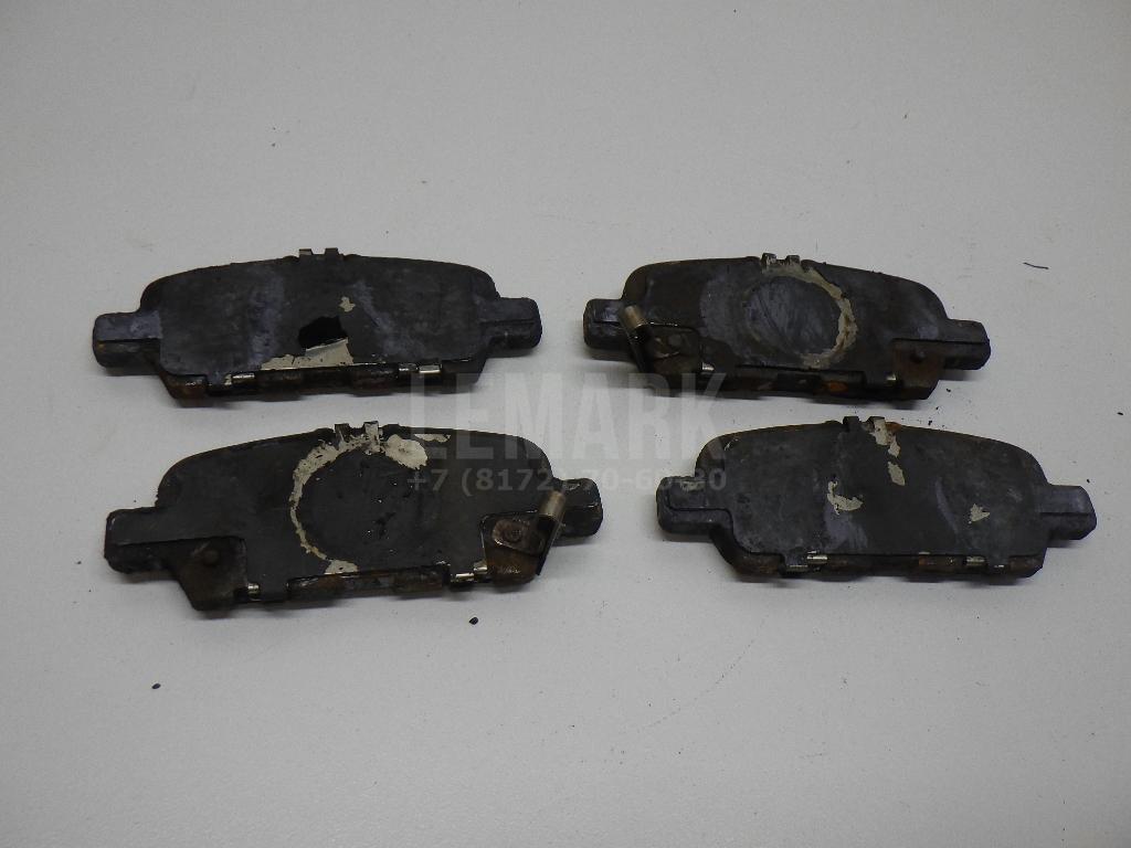 Колодки тормозные задние дисковые к-кт AY060NS053 Nissan