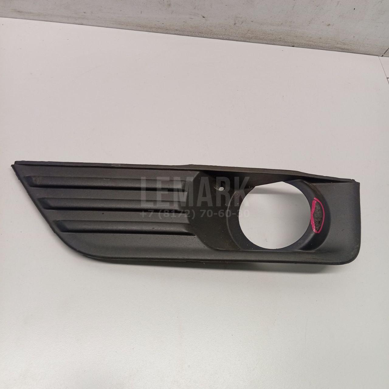 Решетка в бампер левая 1337349 Ford