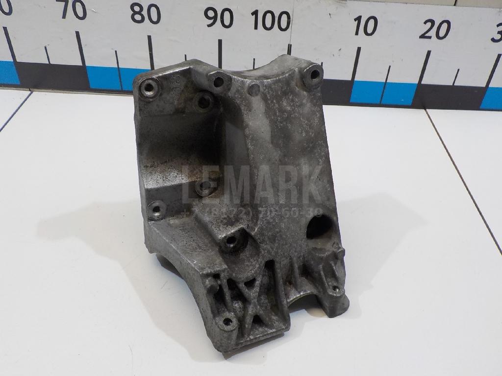 Кронштейн кондиционера 1715451 Ford