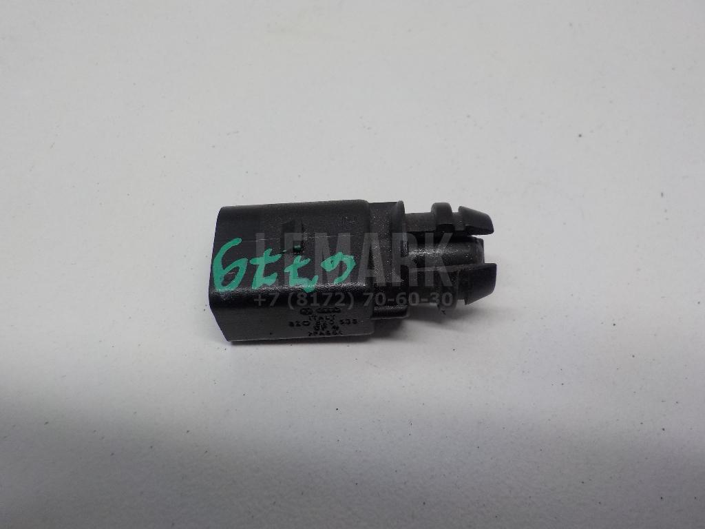Датчик температуры воздуха 8Z0820535 VAG