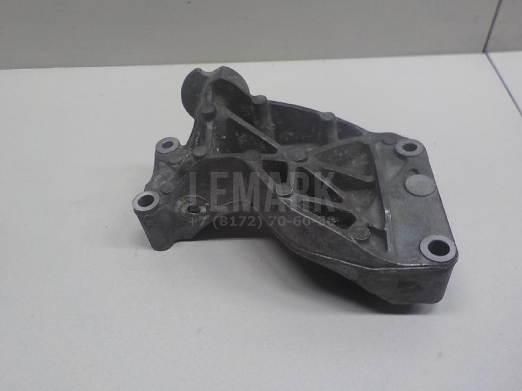 Кронштейн генератора для  BMW X3 E83 2004-2010