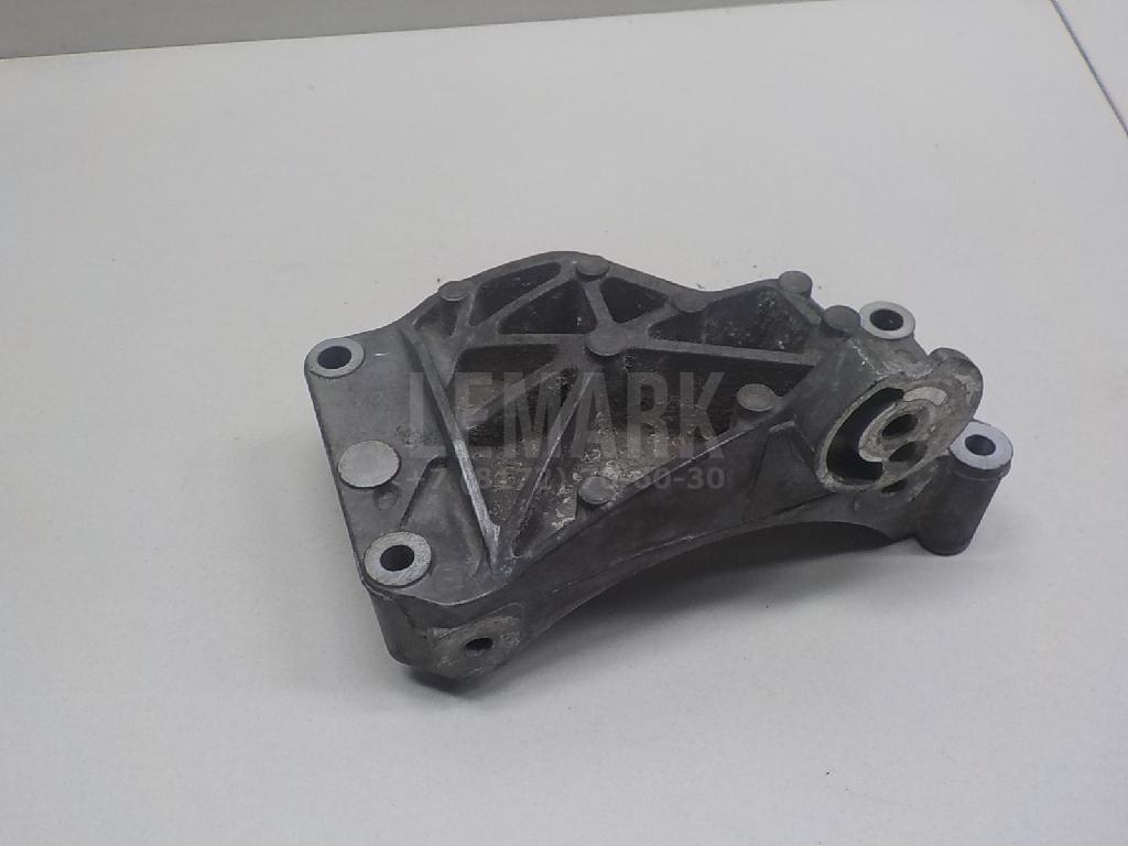 Кронштейн генератора для  BMW X3 E83 2004-2010