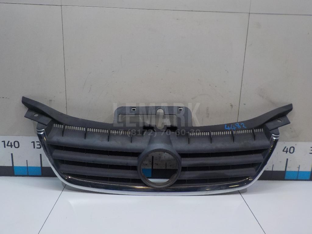 Решетка радиатора 1T0853651 VAG