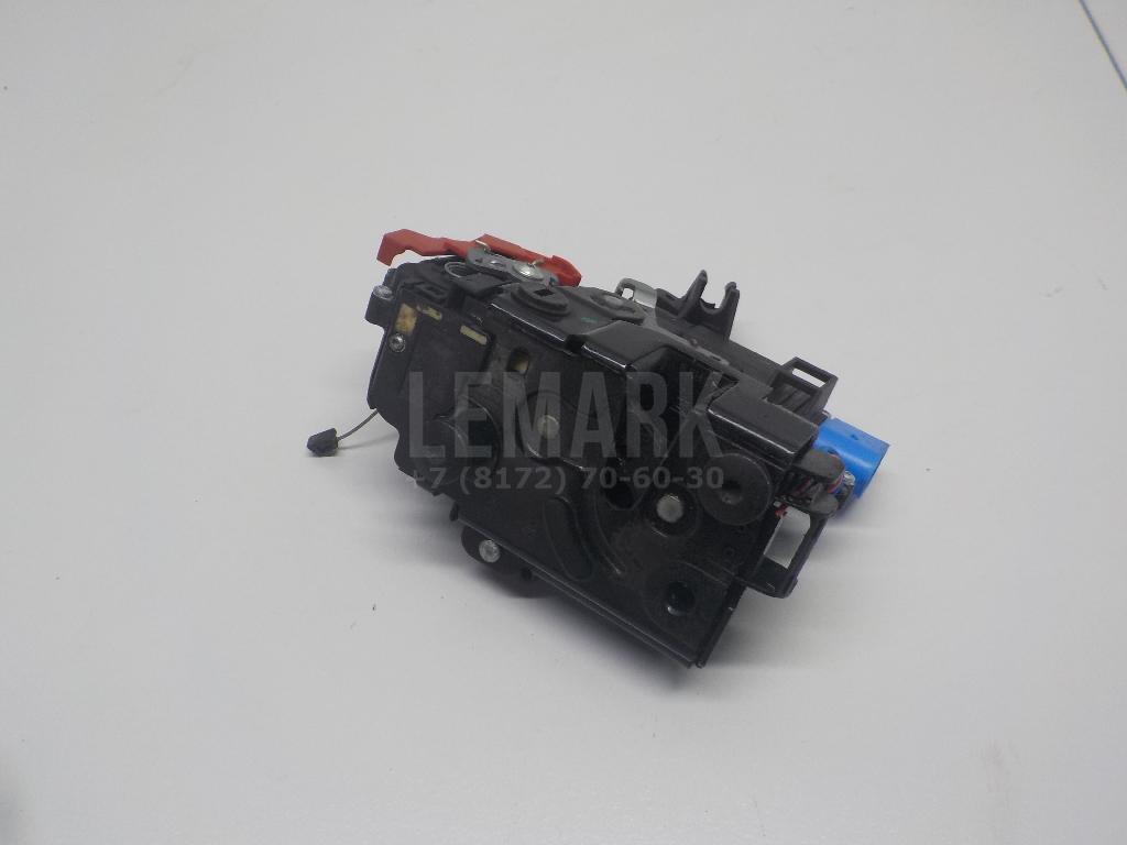 Замок двери задней левой 7L0839015D VAG