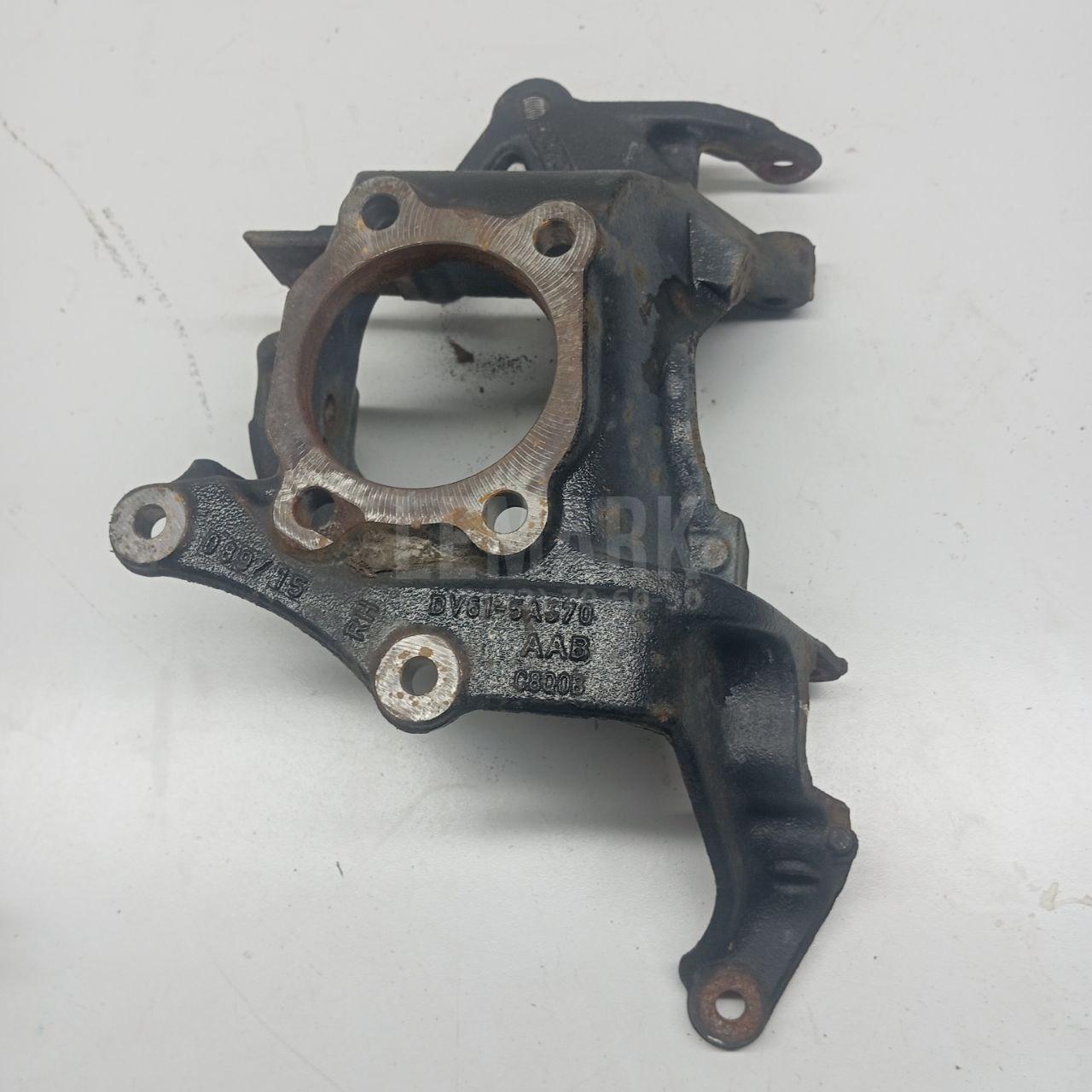 Кулак поворотный задний правый 2071957 Ford