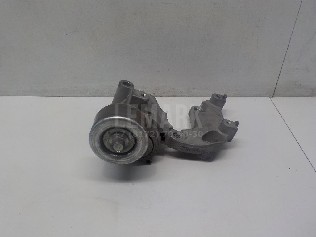 Ролик руч.ремня с кронштейном 1662031040 Toyota
