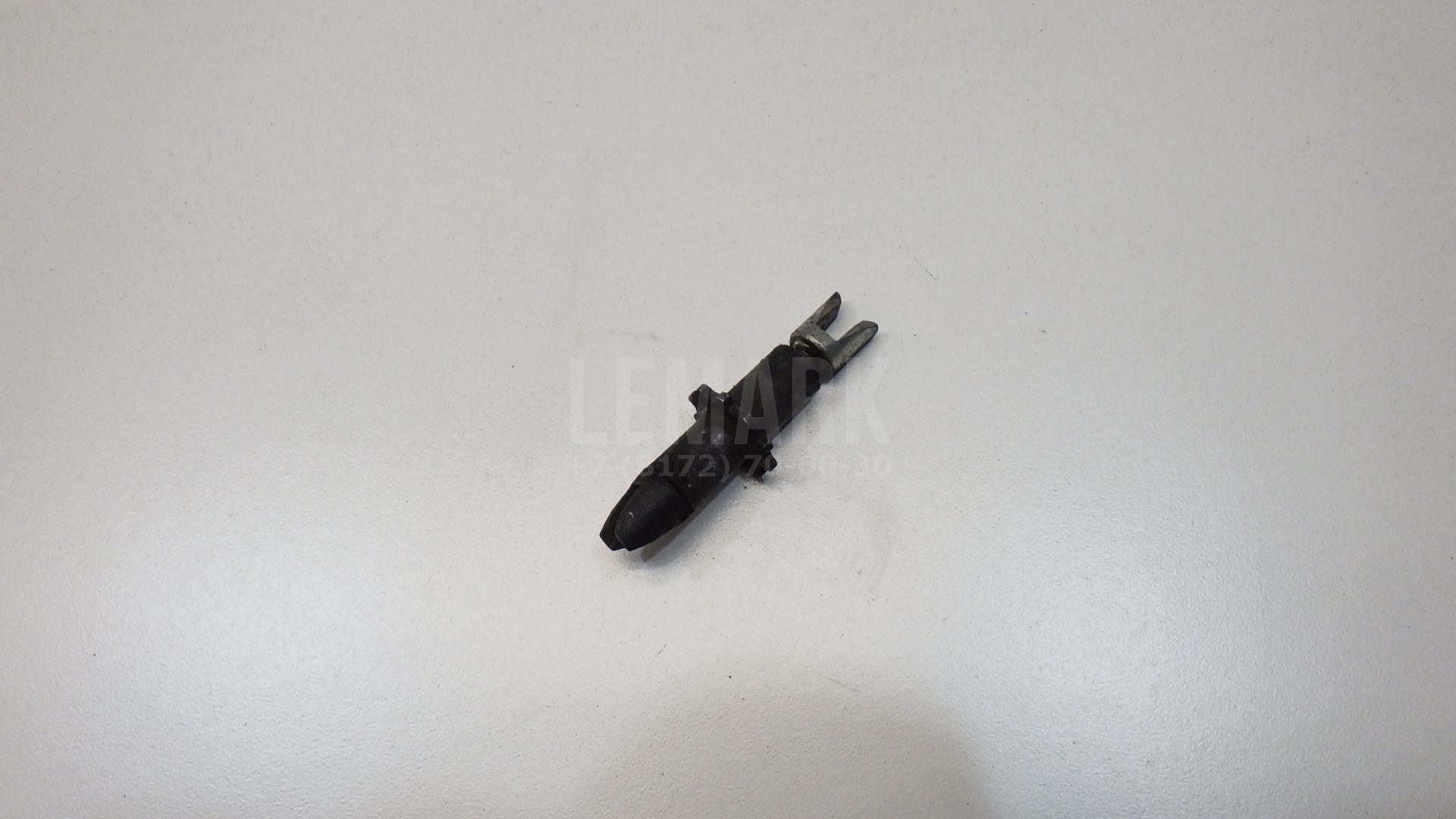 Планка разводки колодок правая 4740532010 Toyota