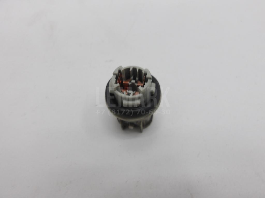 Патрон габаритного фонаря 8161512590 Toyota